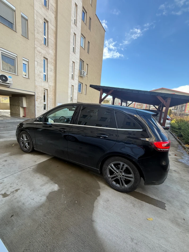 Mercedes-Benz B 180 B -класа 180, снимка 4 - Автомобили и джипове - 52490871