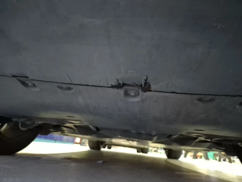 Tesla Model Y * STANDARD RANGE REAR WHEEL DRIVE * CARFAX * БЕЗ П, снимка 15 - Автомобили и джипове - 53231708