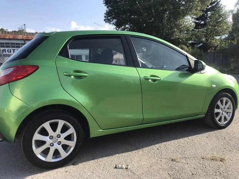 Mazda 2, снимка 3 - Автомобили и джипове - 53536122