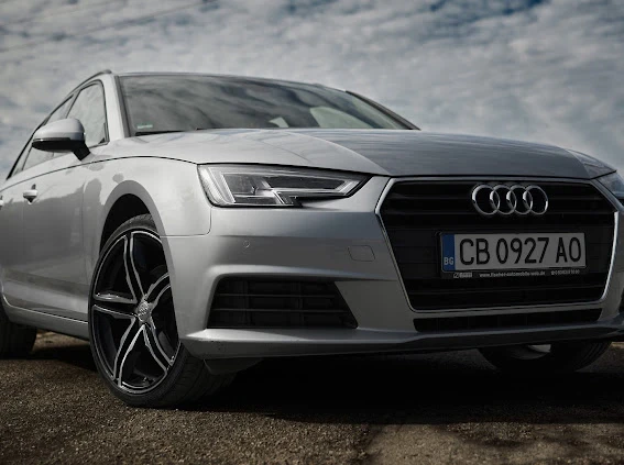 Audi A4 Avant 2.0TDI 150 к.с. - изображение 8