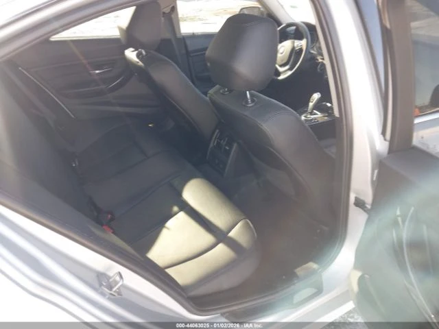 BMW 328 xDrive, снимка 11 - Автомобили и джипове - 53627715