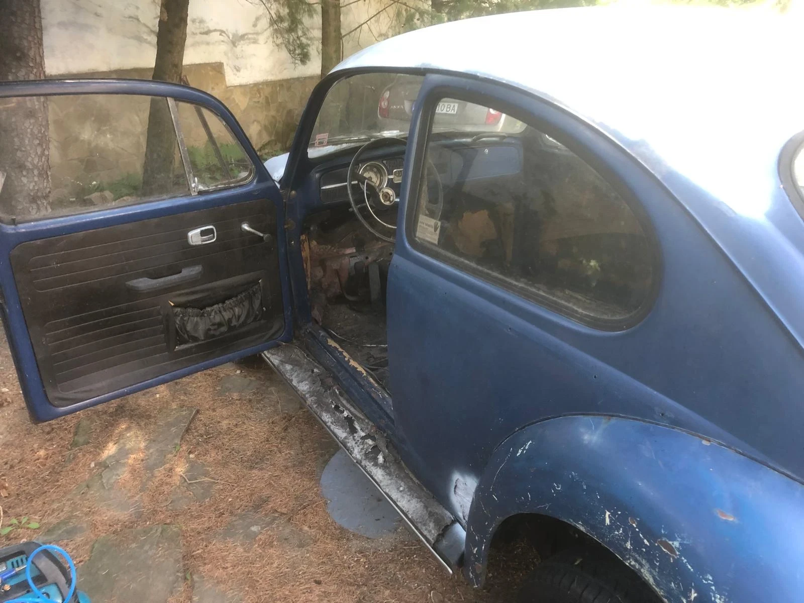 VW 1300 Hatch back - изображение 2