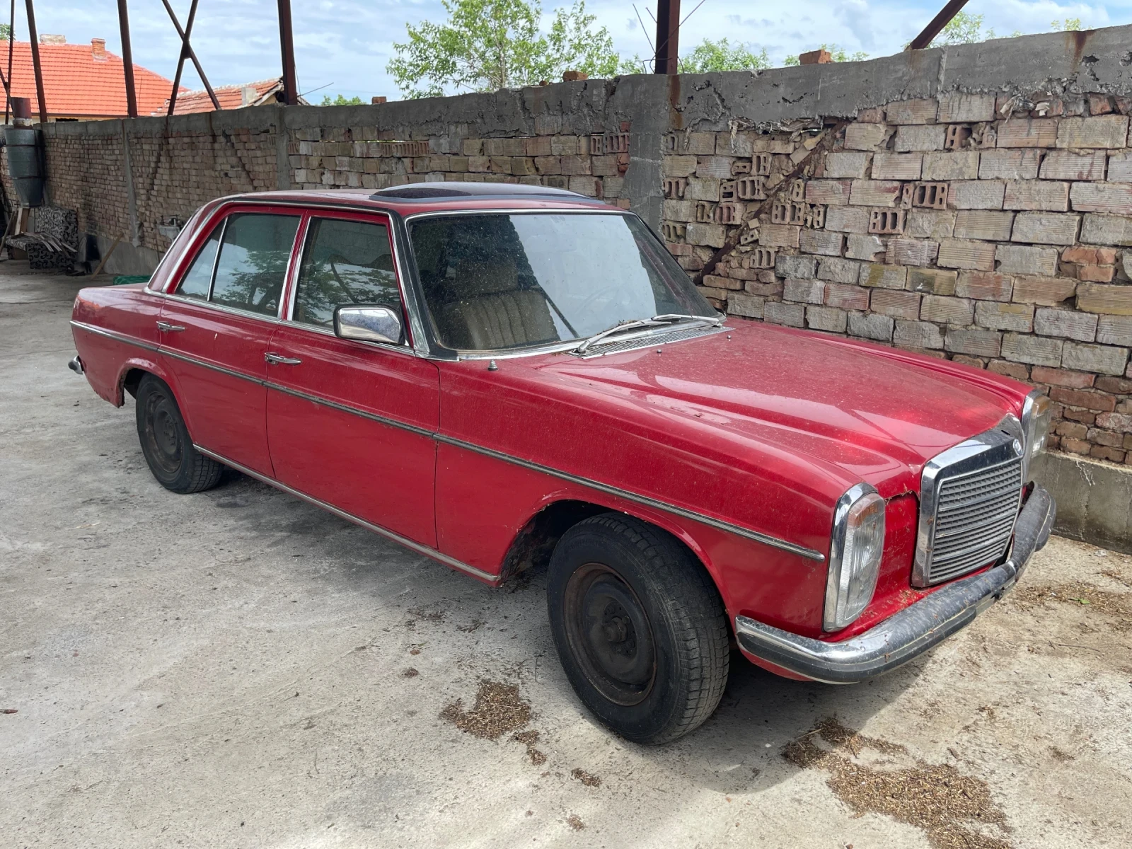 Mercedes-Benz 115 W115 - изображение 2