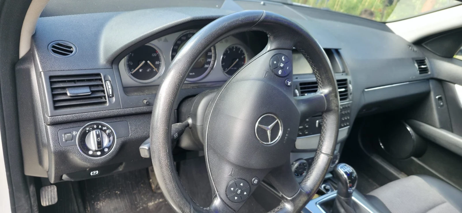 Mercedes-Benz C 180 W204 - изображение 6