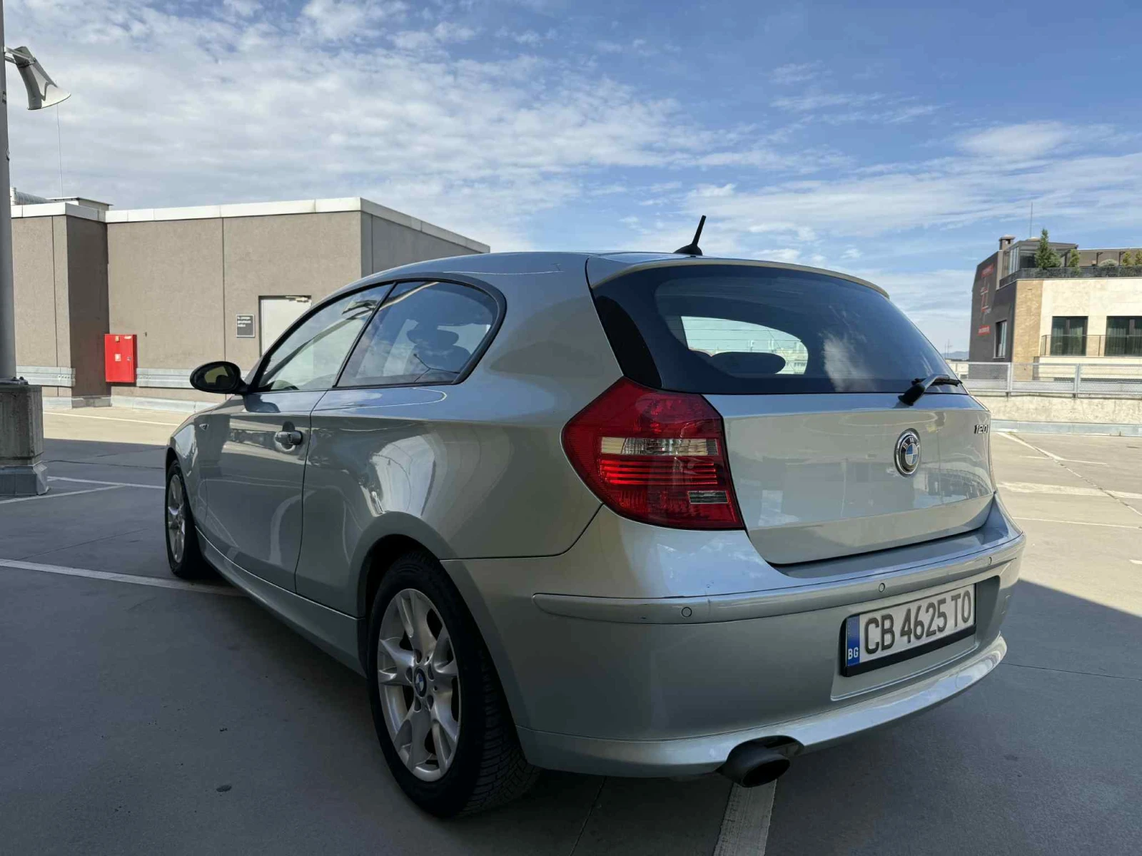 BMW 120  - изображение 3
