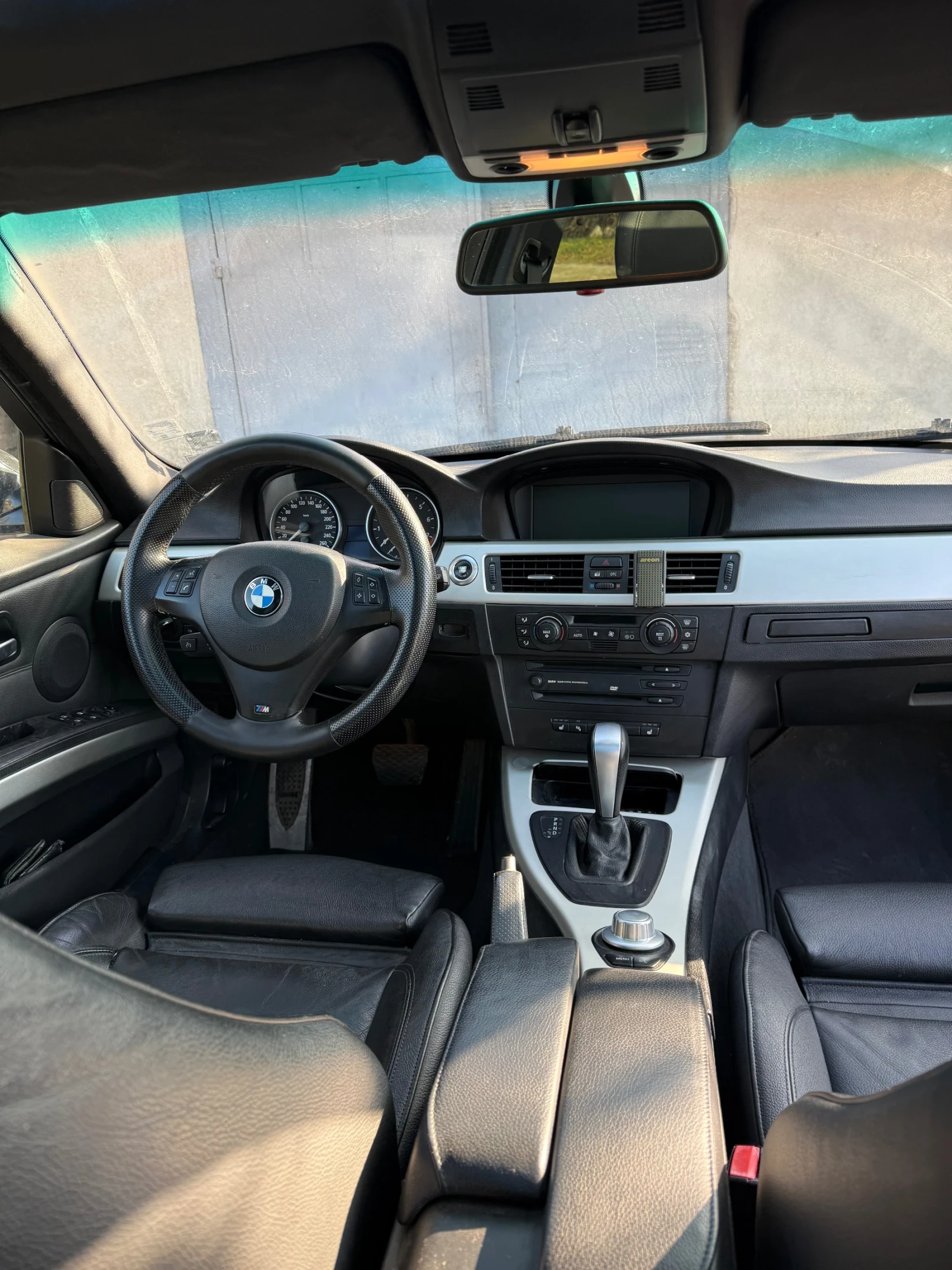 BMW 330  - изображение 8