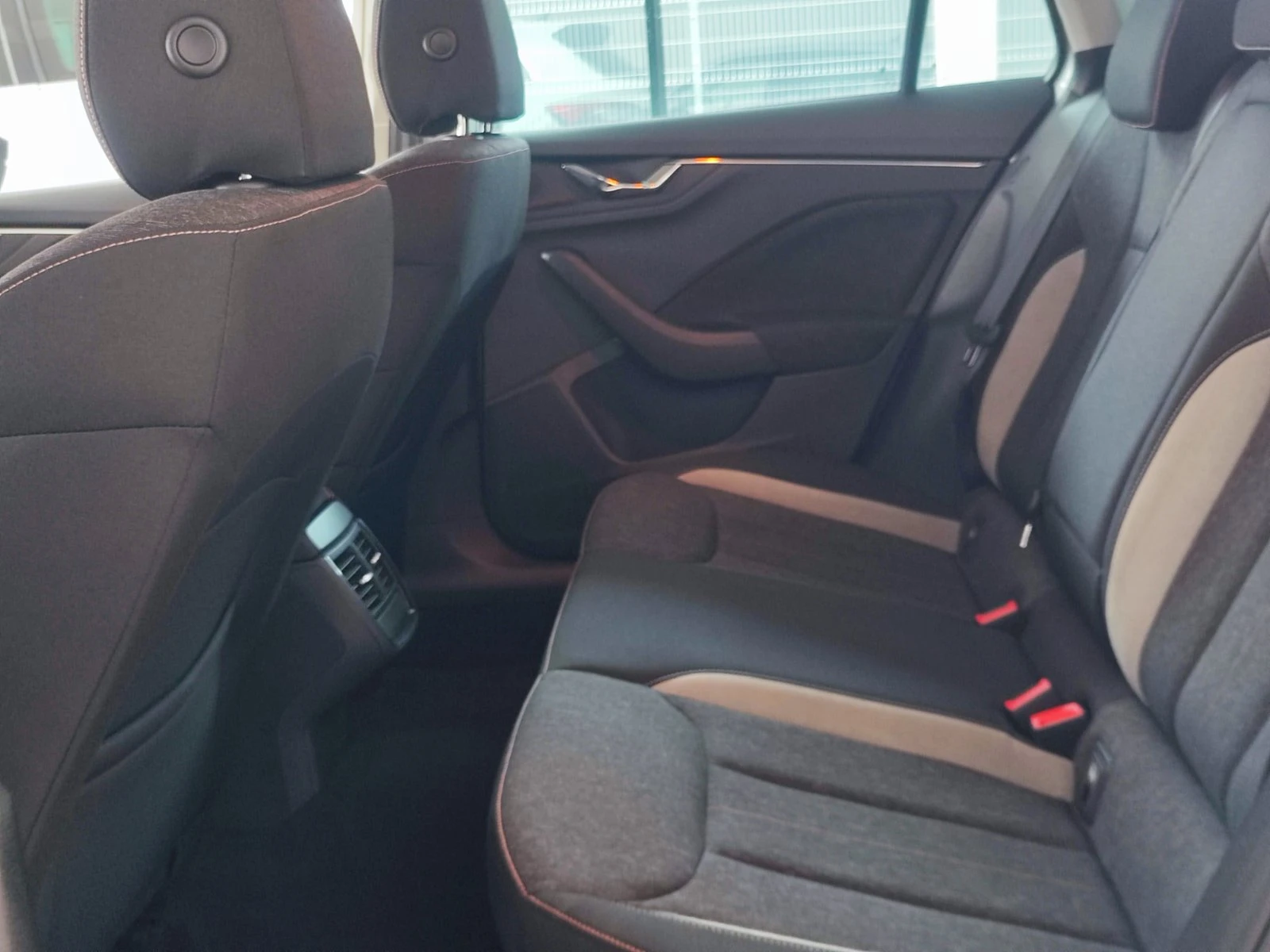 Skoda Scala STYLE 1, 0 TSI 95, 00 к.с. 5МТ Газ - изображение 7