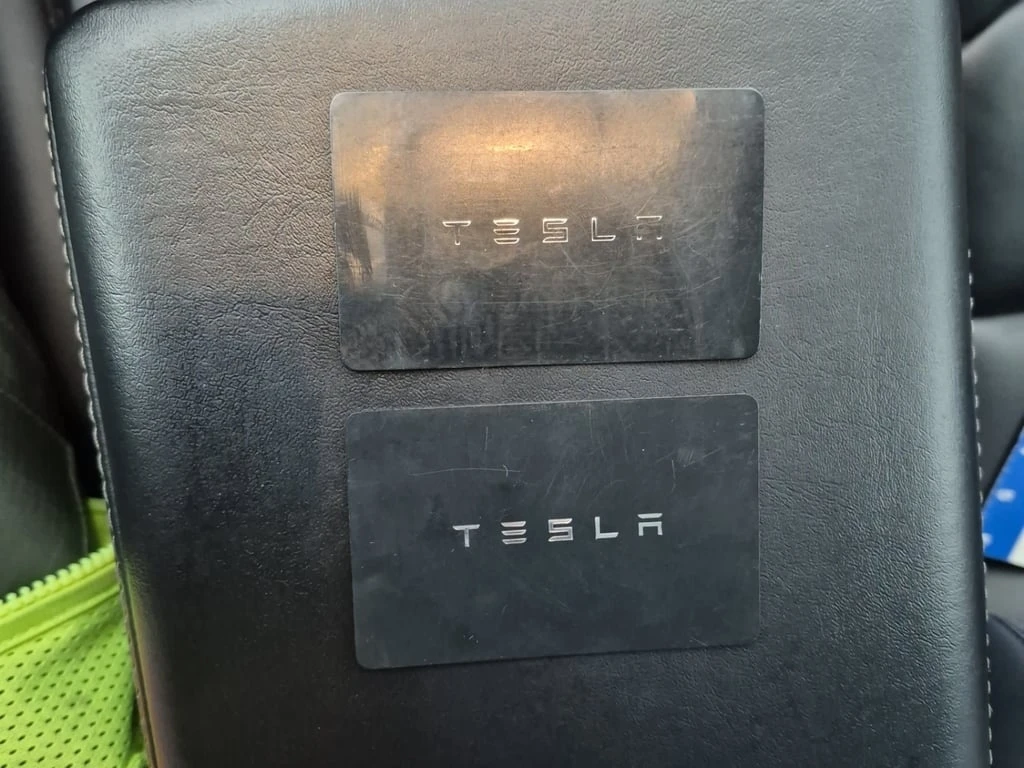 Tesla Model Y * STANDARD RANGE REAR WHEEL DRIVE * CARFAX * ��� � | Mobile.bg � ����������� 8