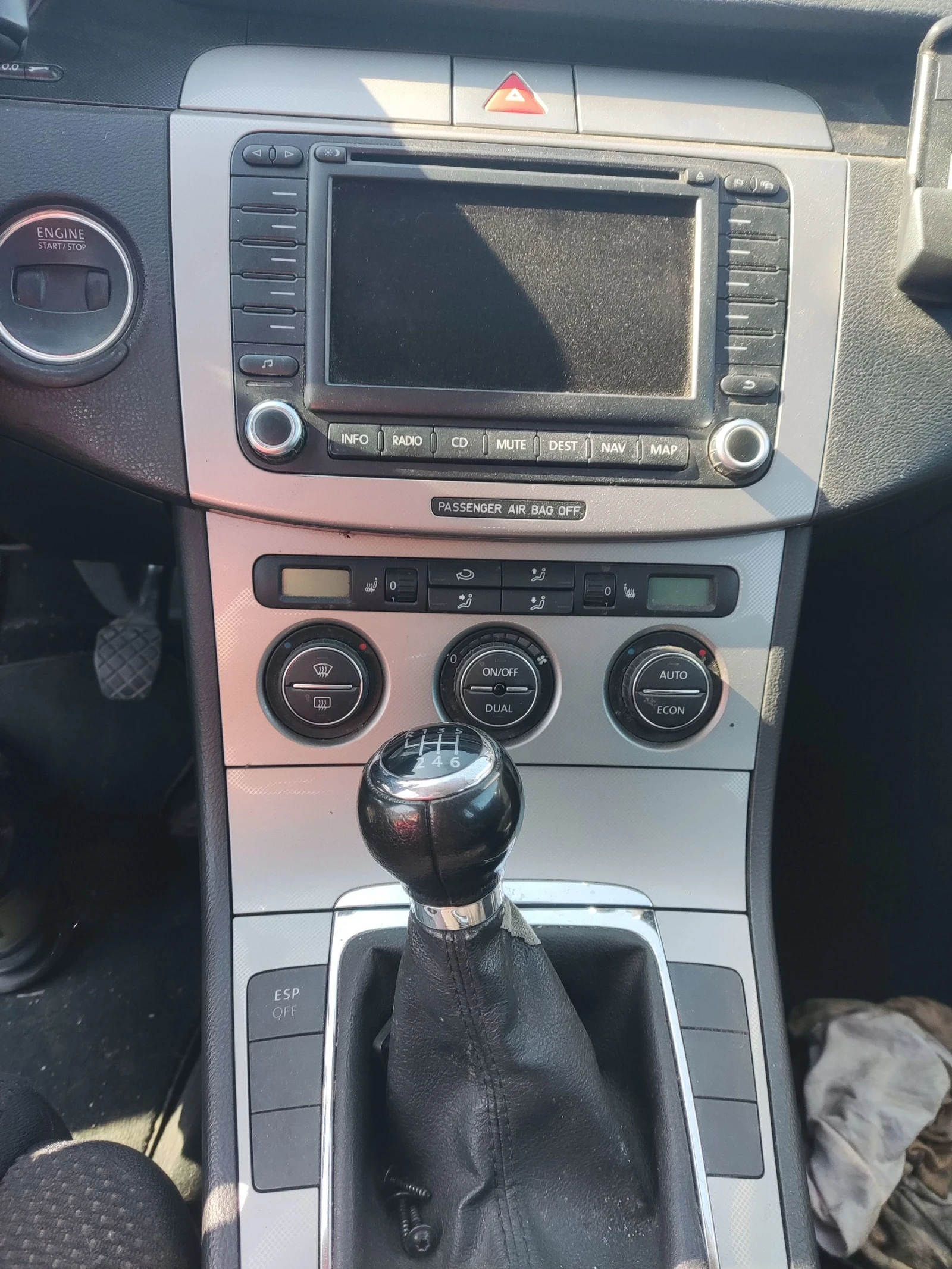 VW Passat, снимка 11 - Автомобили и джипове - 53787209