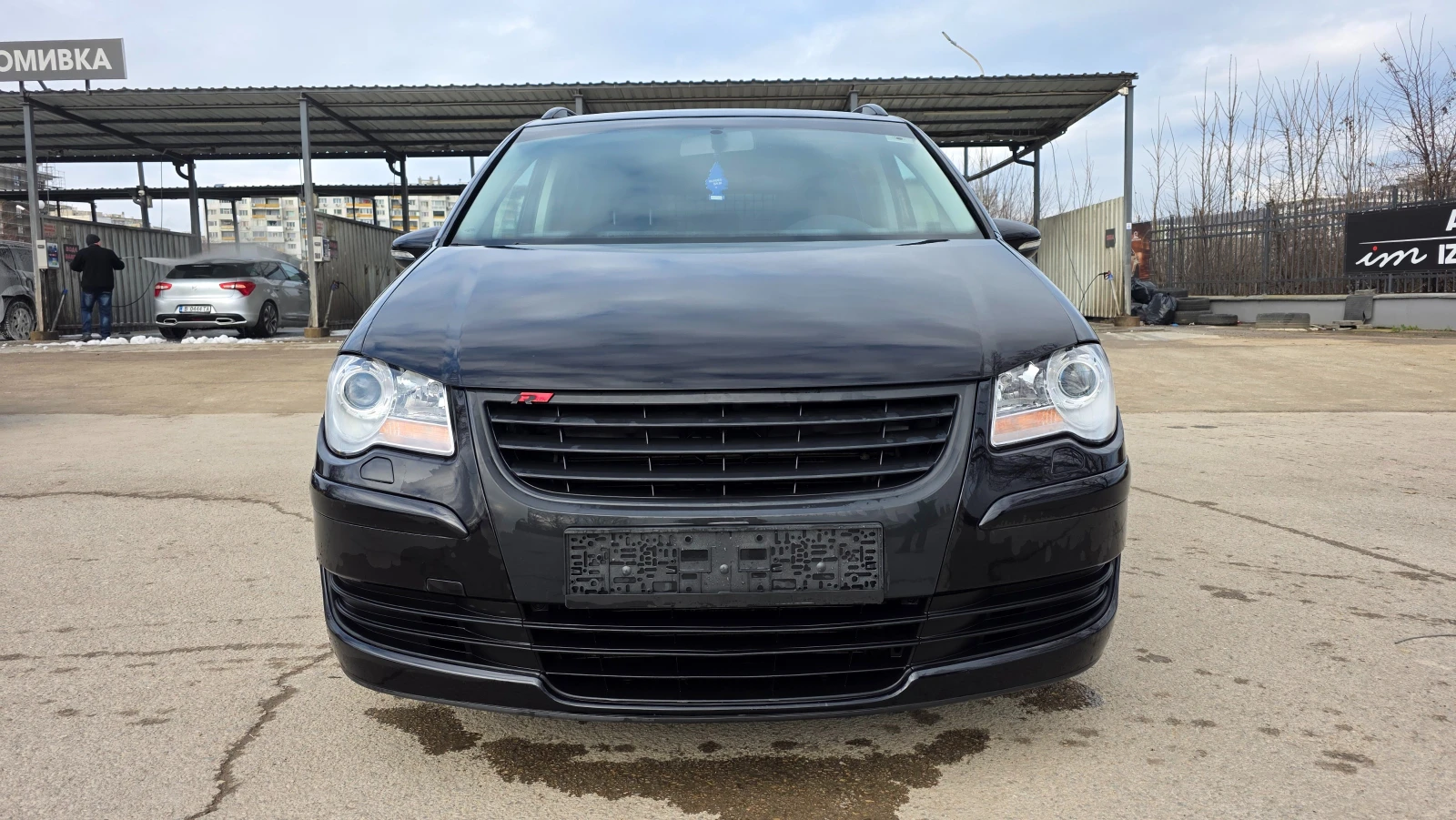 VW Touran 2.0d/140hp/8kl/FACE LIFT, снимка 2 - Автомобили и джипове - 53851425