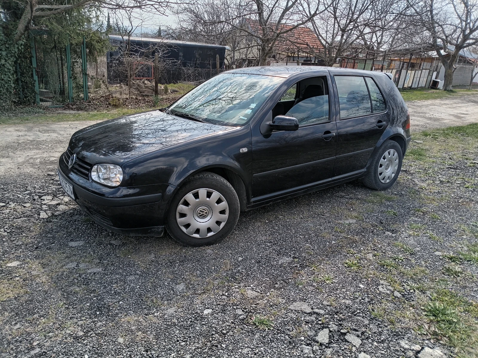 VW Golf 1.9tdi, снимка 3 - Автомобили и джипове - 53864888