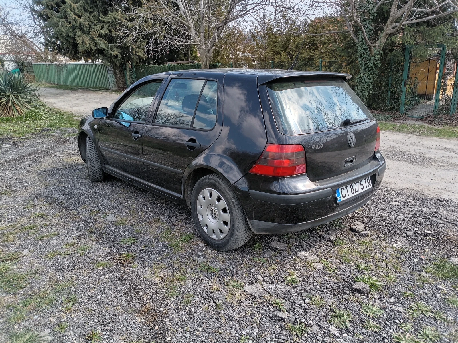 VW Golf 1.9tdi, снимка 4 - Автомобили и джипове - 53864888