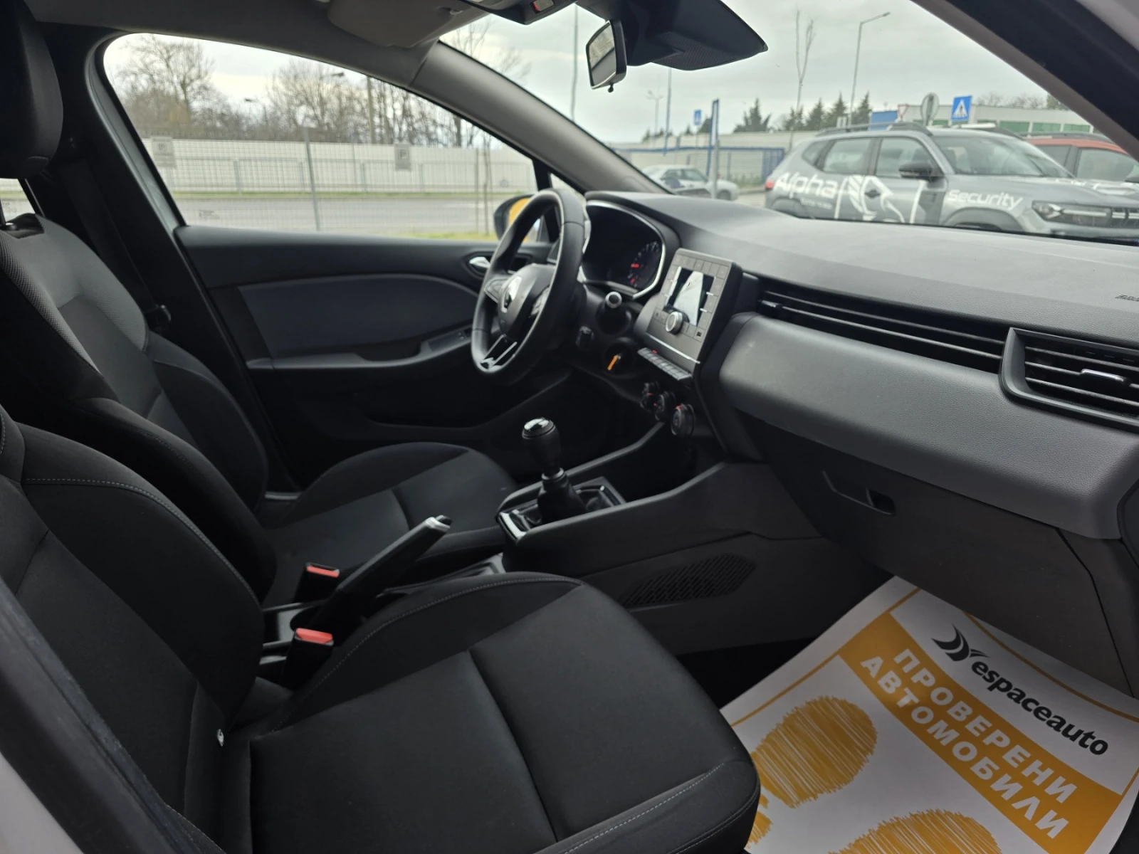 Renault Clio Tce 100 BVM5 S&S, снимка 12 - Автомобили и джипове - 53903346