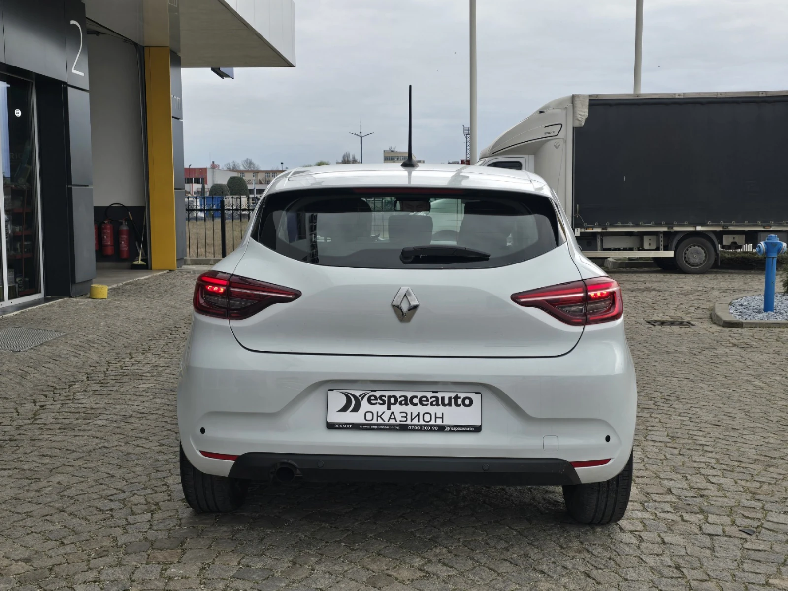 Renault Clio Tce 100 BVM5 S&S, снимка 6 - Автомобили и джипове - 53903346