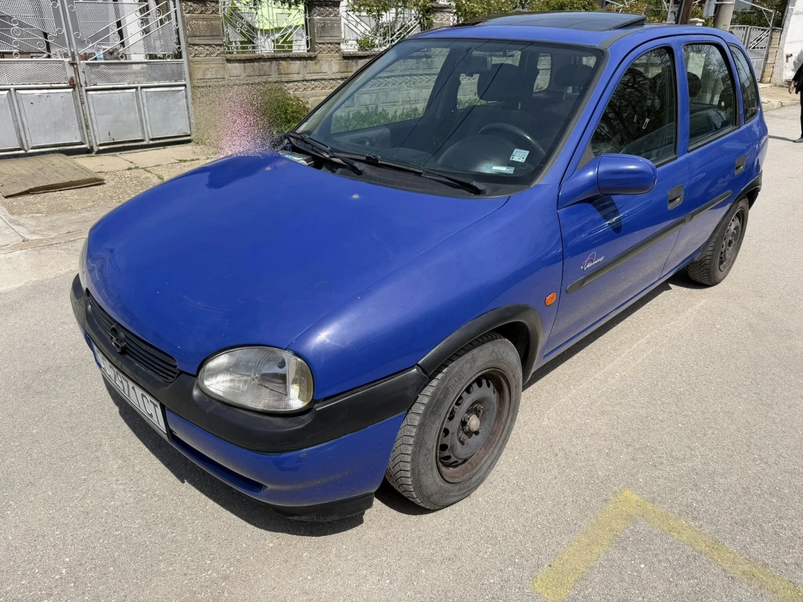 Opel Corsa 1.0 без ръжда, снимка 2 - Автомобили и джипове - 54296772