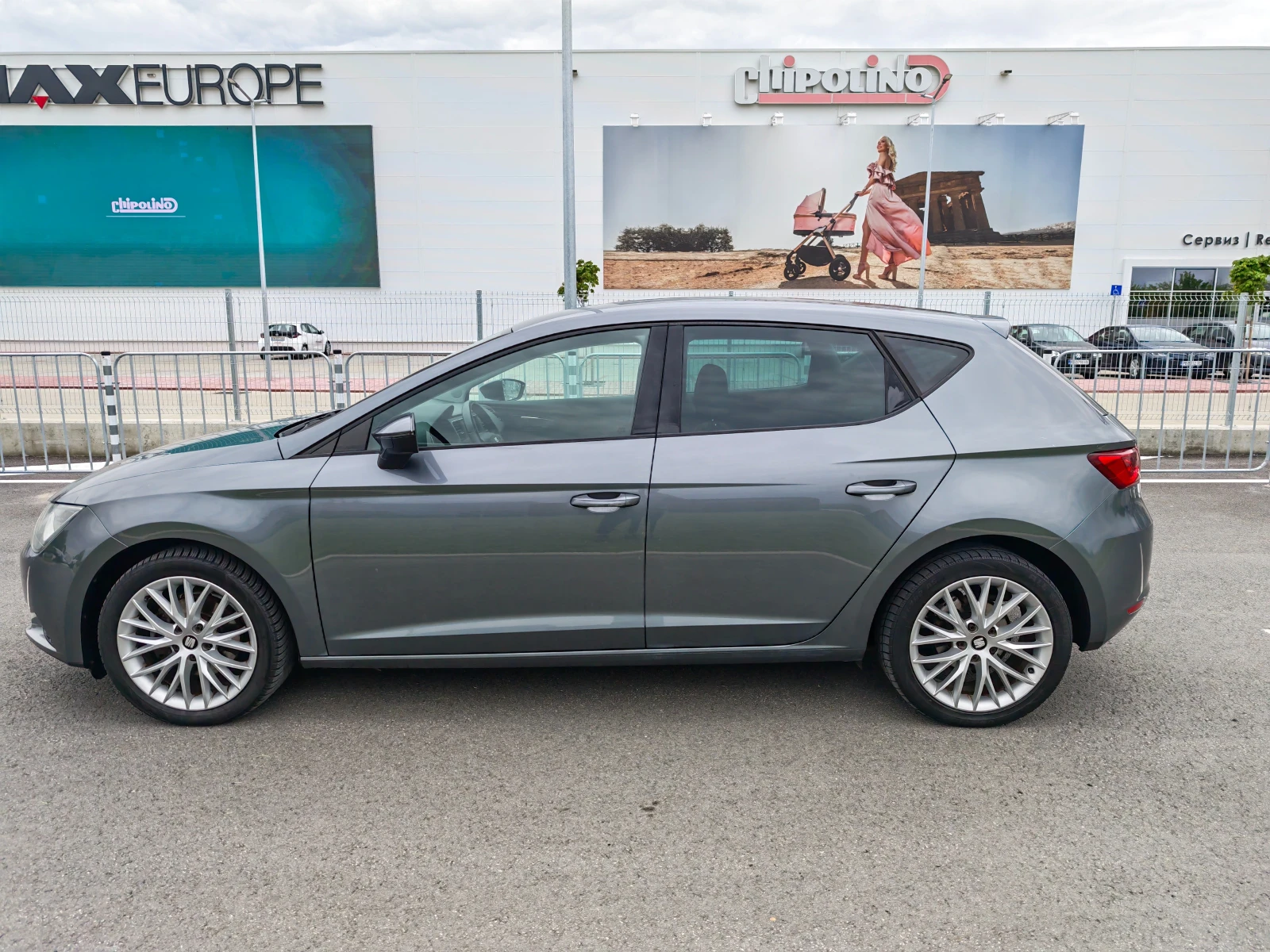 Seat Leon 1.6 TDI NAVI MATRIX to, снимка 3 - Автомобили и джипове - 54386988