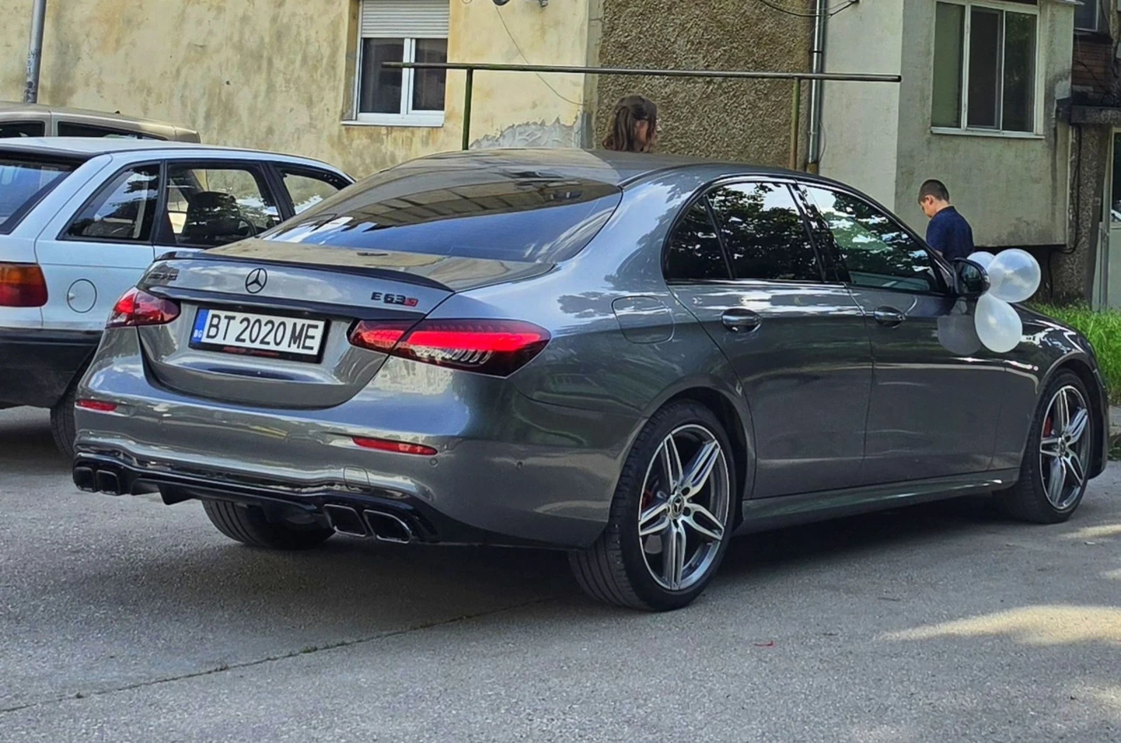 Mercedes-Benz E 400 AMG 4MATIC , снимка 2 - Автомобили и джипове - 54792095