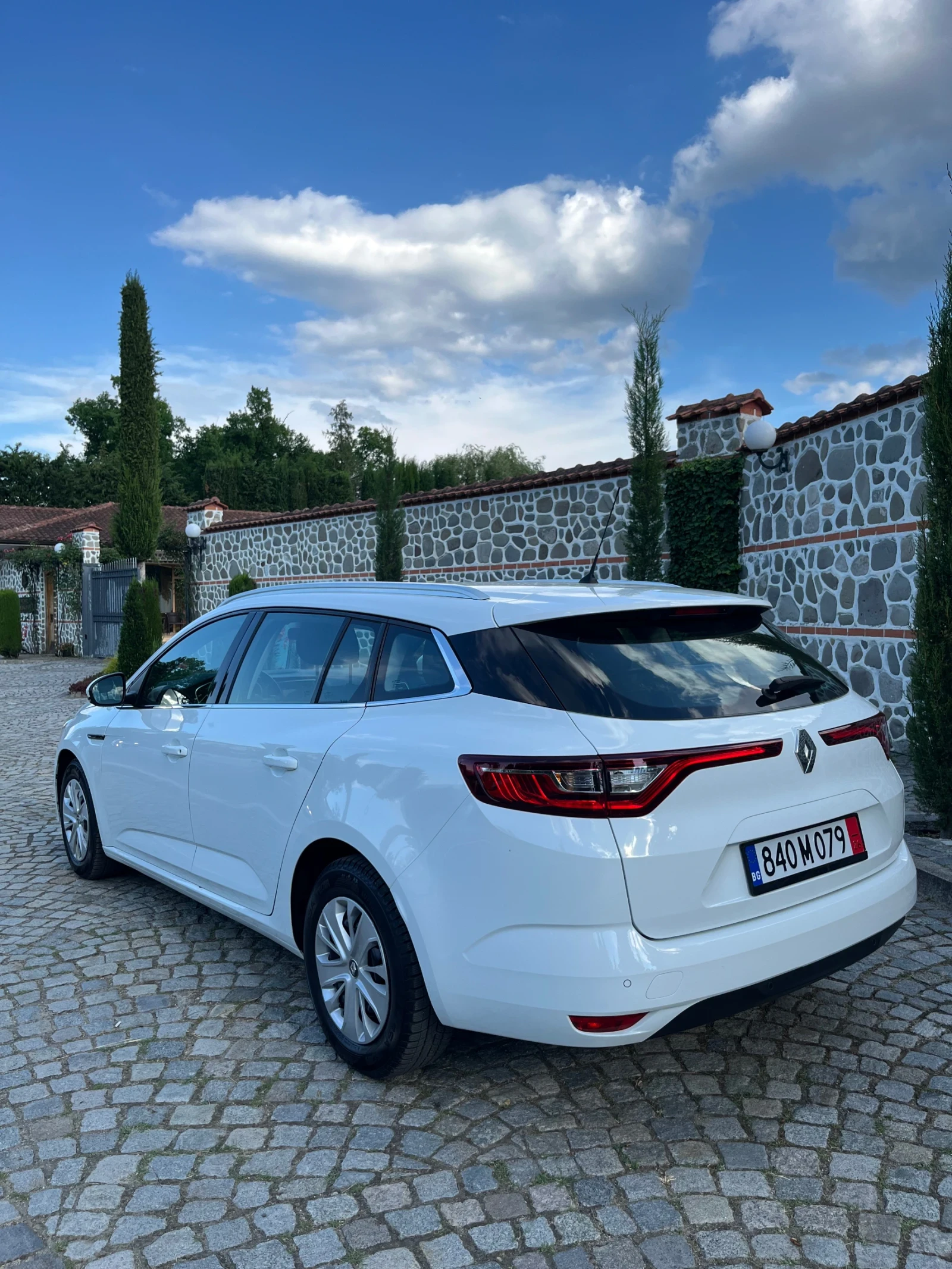 Renault Megane * 1.5dci* 121000km, снимка 4 - Автомобили и джипове - 55064384