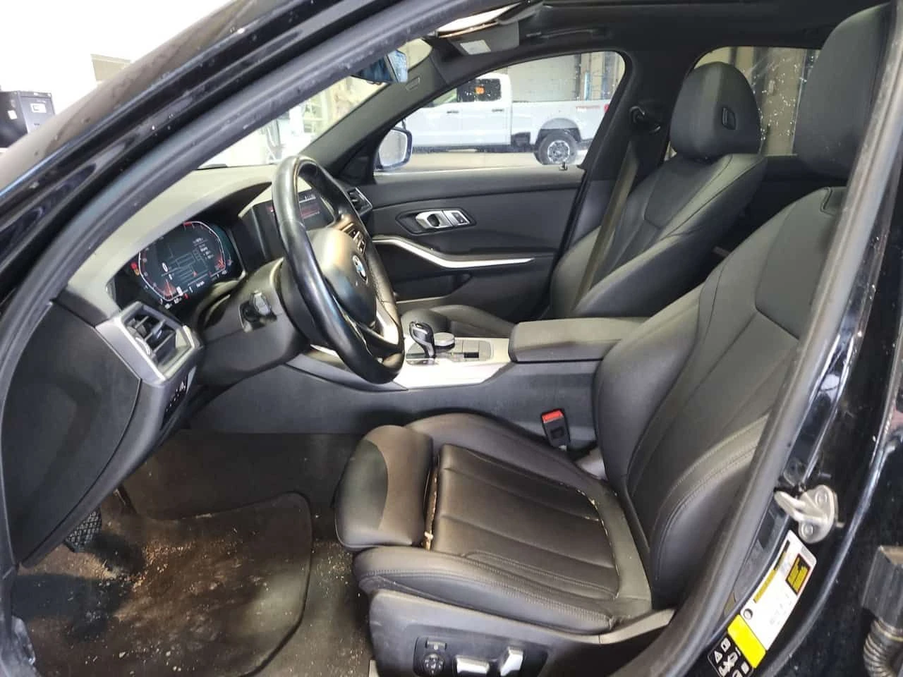 BMW 330 330I XDRIVE/CARFAX/ПОДГРЕВ/ПАМЕТ/ШИБЕДАХ, снимка 5 - Автомобили и джипове - 55213786
