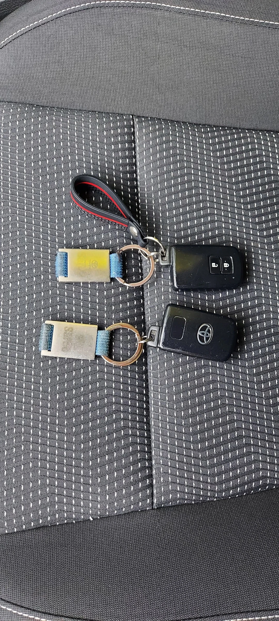 Toyota Auris 2015, снимка 14 - Автомобили и джипове - 55366434