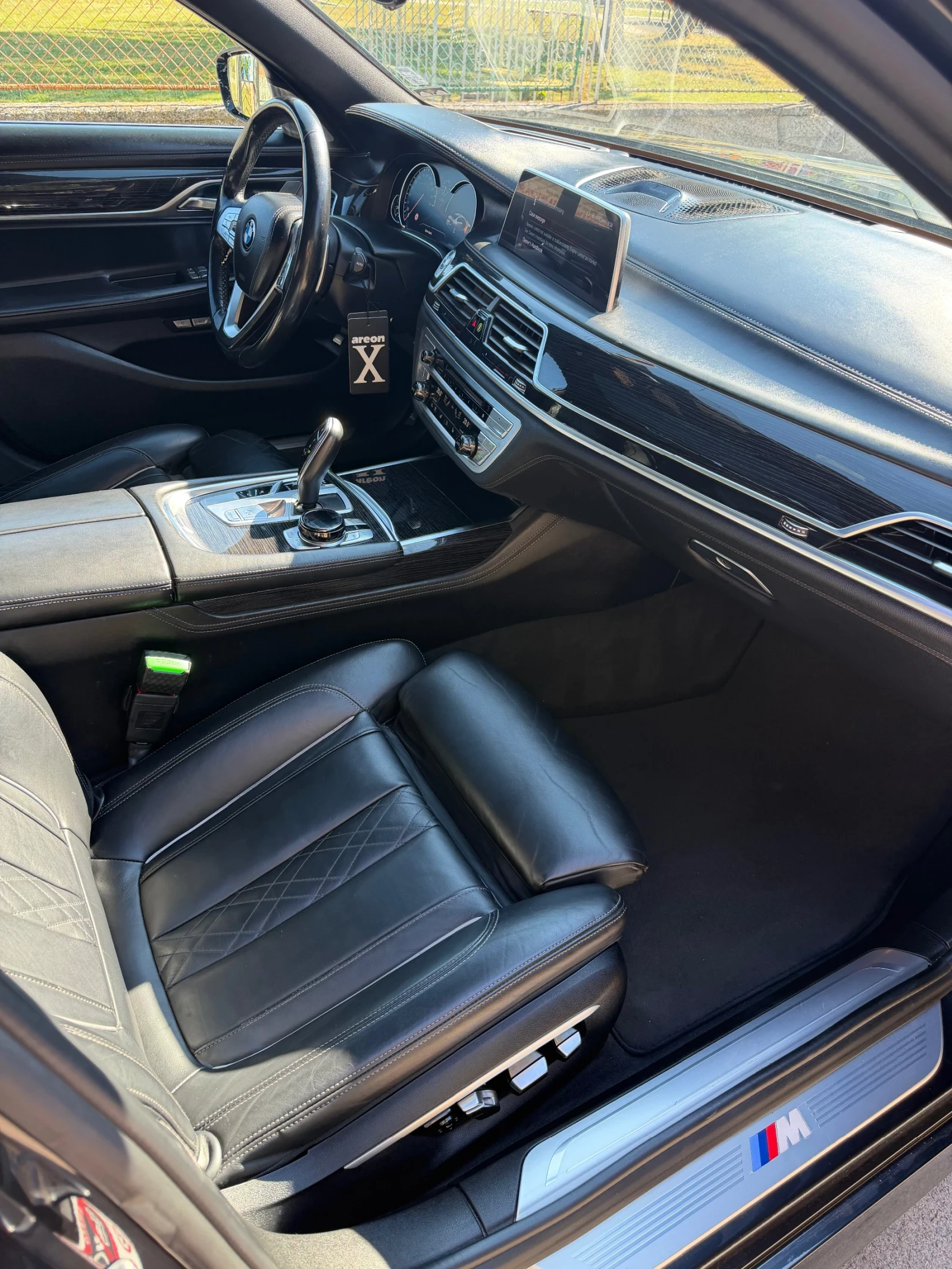 BMW 730 XD M-PACK ВАКУМ РЕАЛНИ КМ.!, снимка 10 - Автомобили и джипове - 55581790
