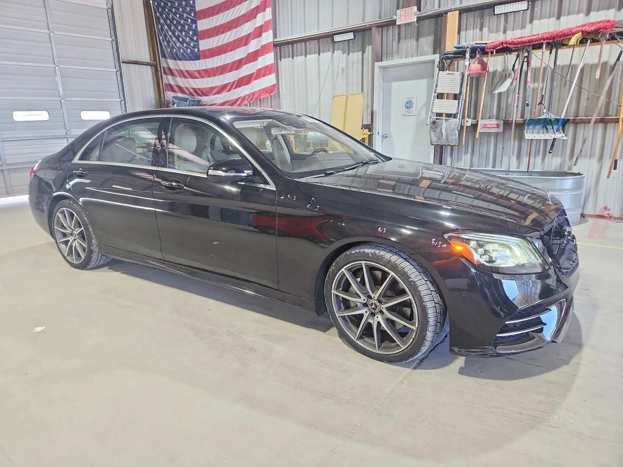 Mercedes-Benz S 560, снимка 4 - Автомобили и джипове - 56713266
