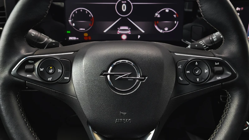 Opel Mokka 1.2 Turbo Elegance Automatic, снимка 13 - Автомобили и джипове - 52827408