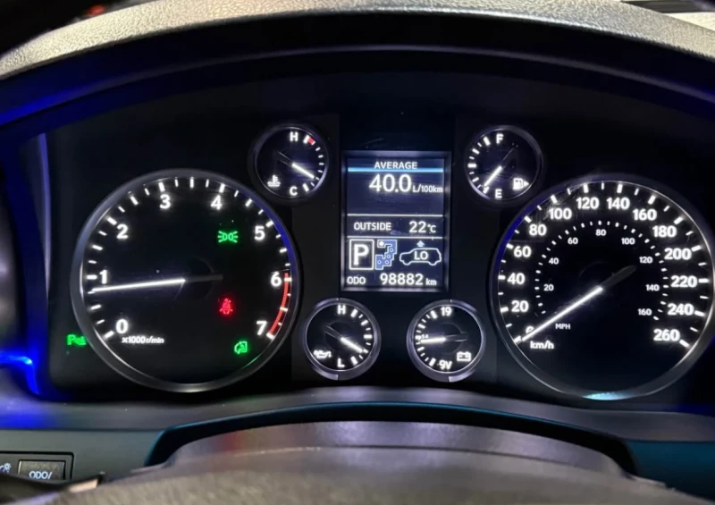 Lexus LX ЧИСТА ИСТОРИЯ * * CARFAX * * АВТО КРЕДИТ * * , снимка 9 - Автомобили и джипове - 52831433