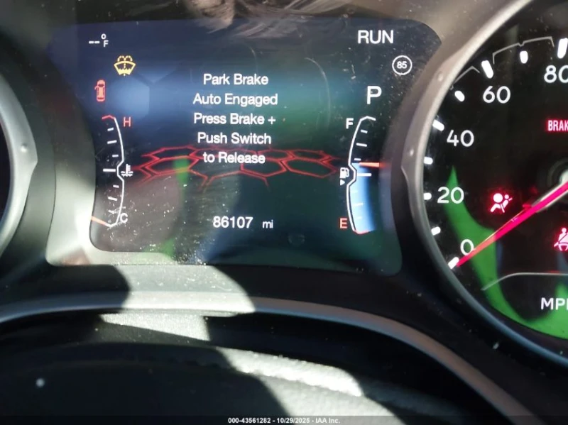 Jeep Compass 2.4L I-4 VVT, 180HP Front Wheel Drive, снимка 5 - Автомобили и джипове - 53098274