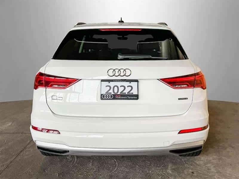Audi Q3 45 TFSI quattro  CARFAX, снимка 3 - Автомобили и джипове - 54737844