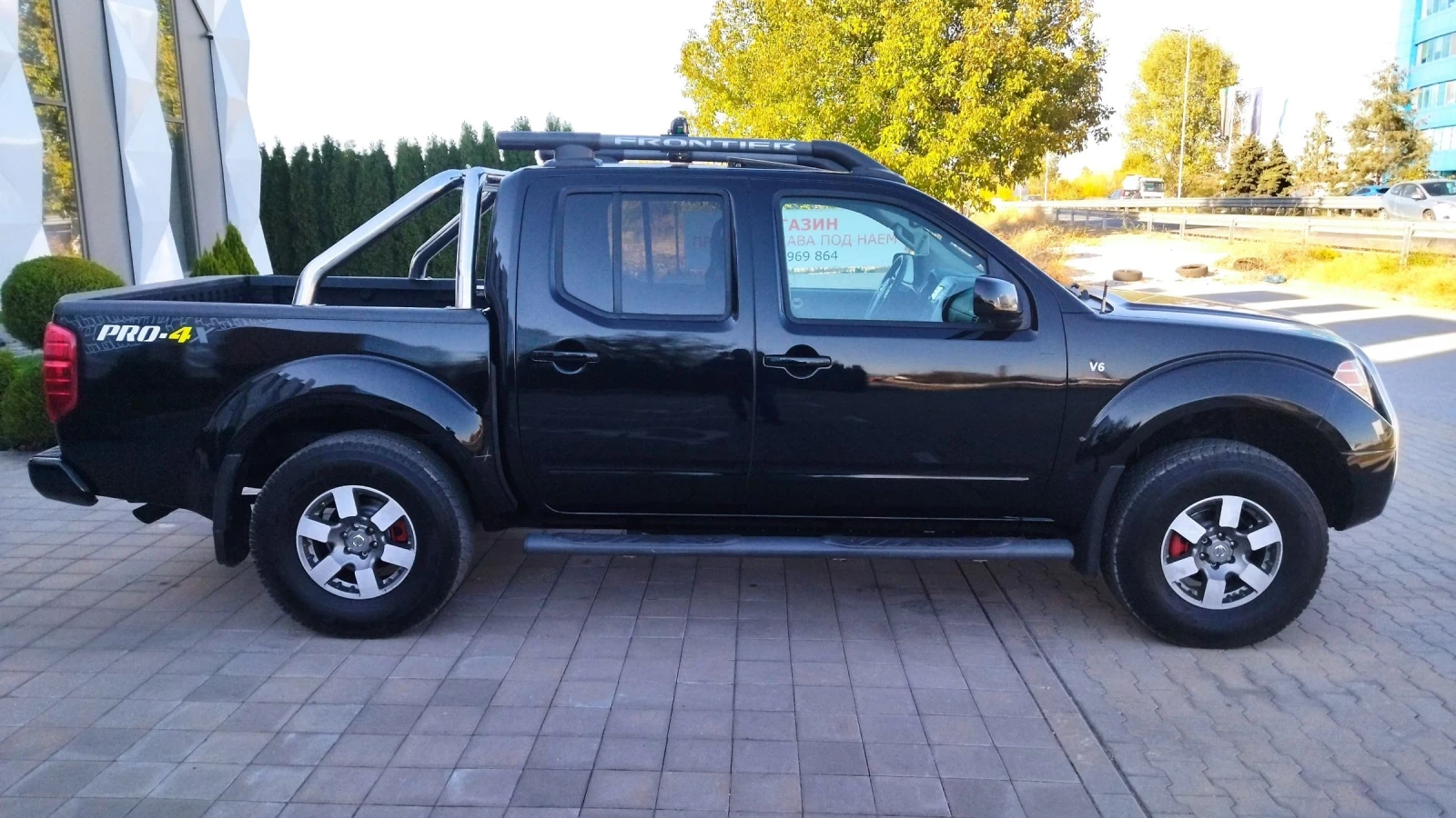 Nissan Frontier 4.0 v6 262kc.PRO-4X AVTOMAT 4X4 - изображение 4