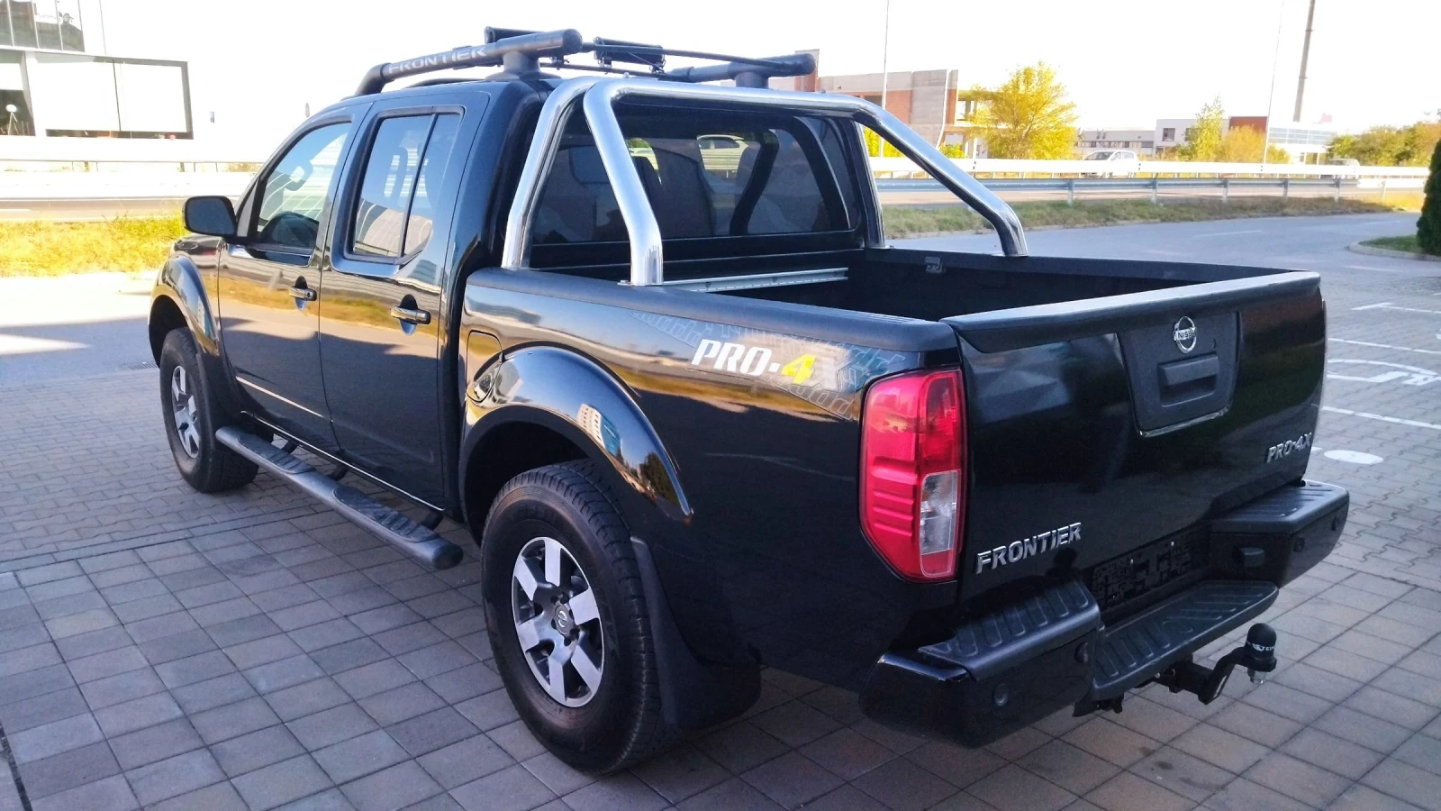 Nissan Frontier 4.0 v6 262kc.PRO-4X AVTOMAT 4X4 - изображение 6