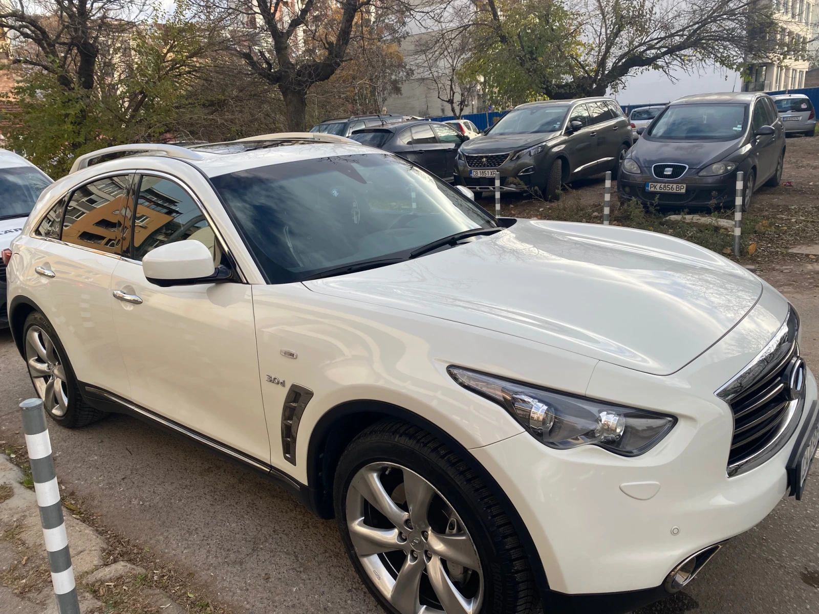 Infiniti QX70  - изображение 4