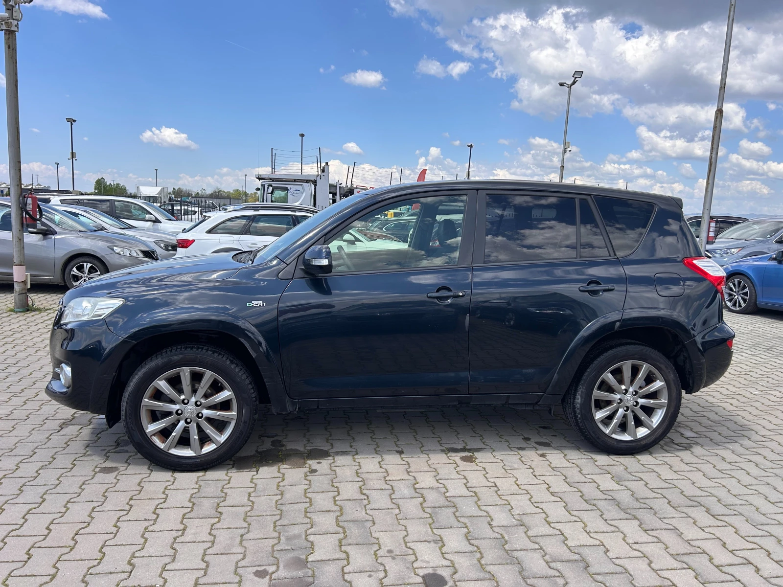 Toyota Rav4 2.2D AVTOMAT/NAVI/KOJA/KAMERA EURO 5 - изображение 9