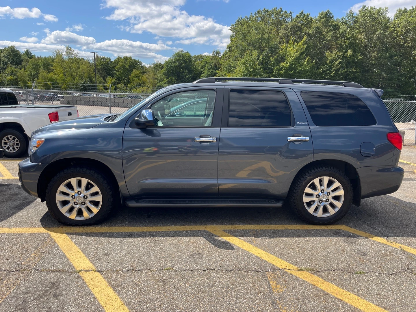 Toyota Sequoia PLATINUM* 5.7 V8* JBL - изображение 6