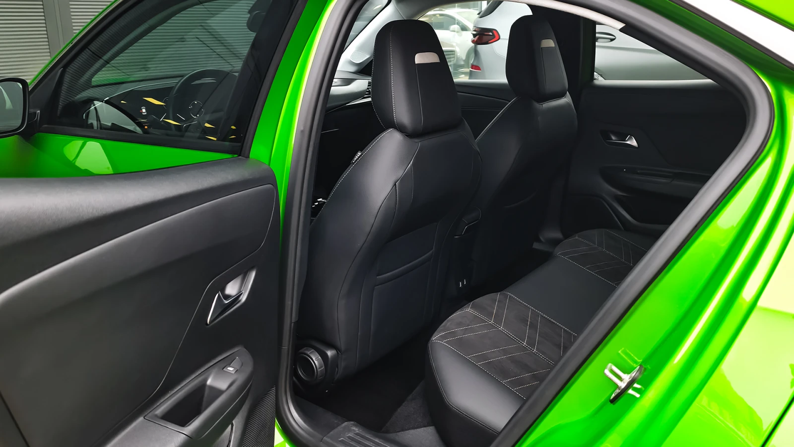 Opel Mokka 1.2 Turbo Elegance Automatic - изображение 9