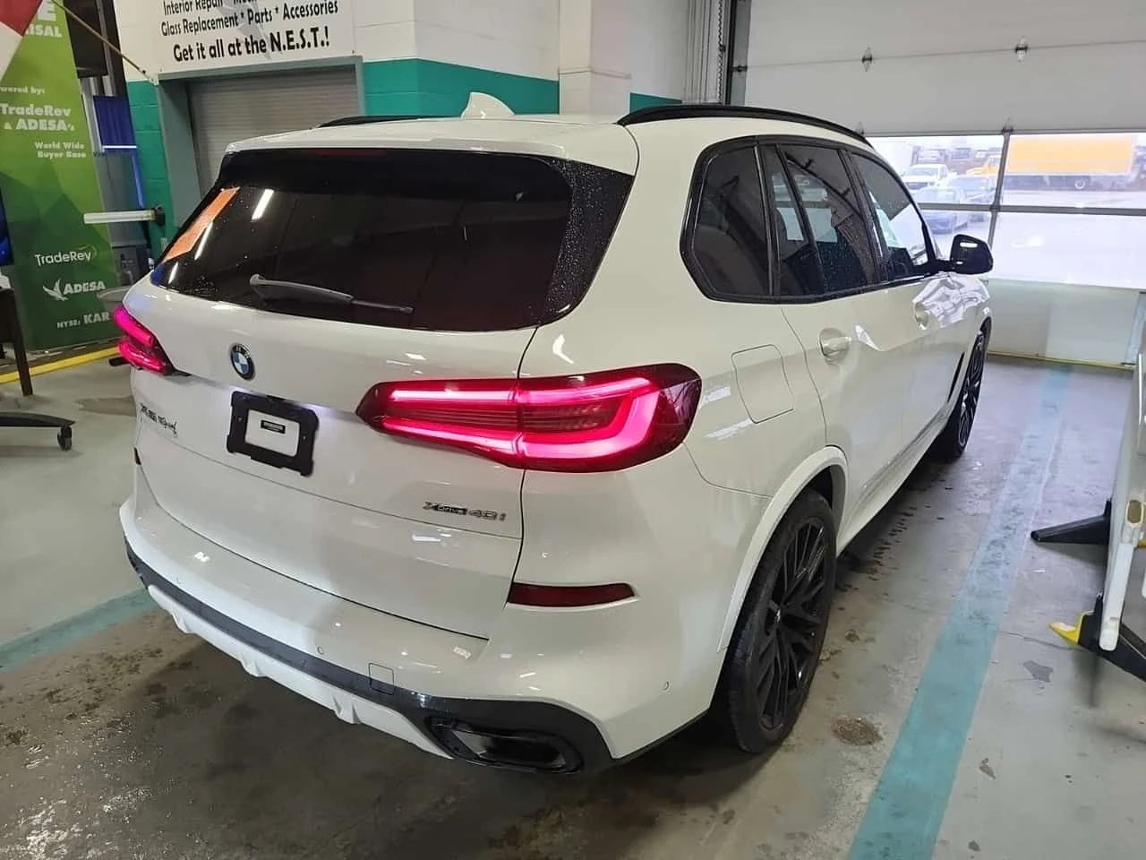 BMW X5 * XDRIVE40I * ПОДГРЕВИ * ОТ ПРЕДСТАВИТЕЛСТВО, снимка 3 - Автомобили и джипове - 53804034