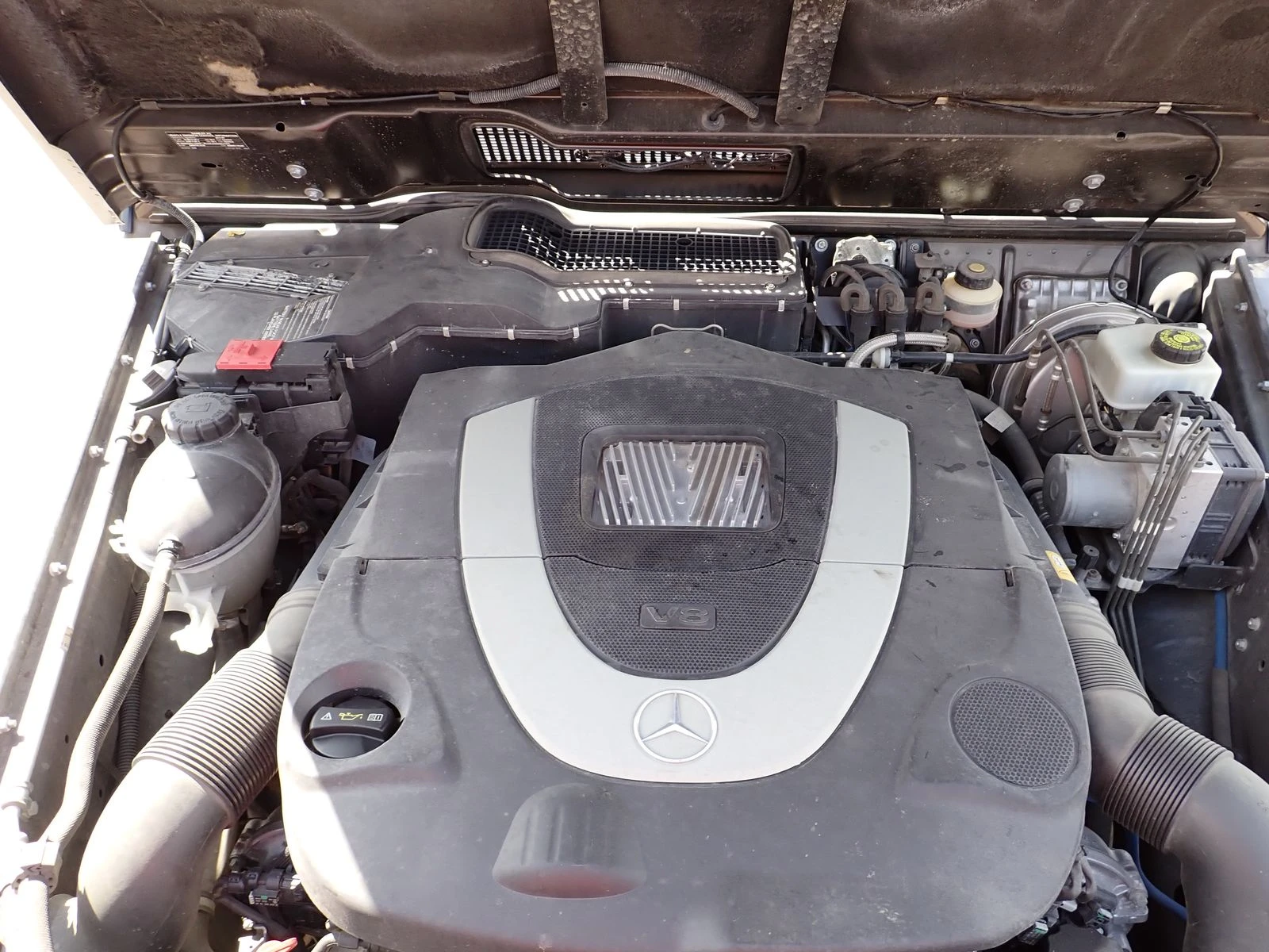 Mercedes-Benz G 55 AMG  4MATIC 4dr, снимка 9 - Автомобили и джипове - 54460313