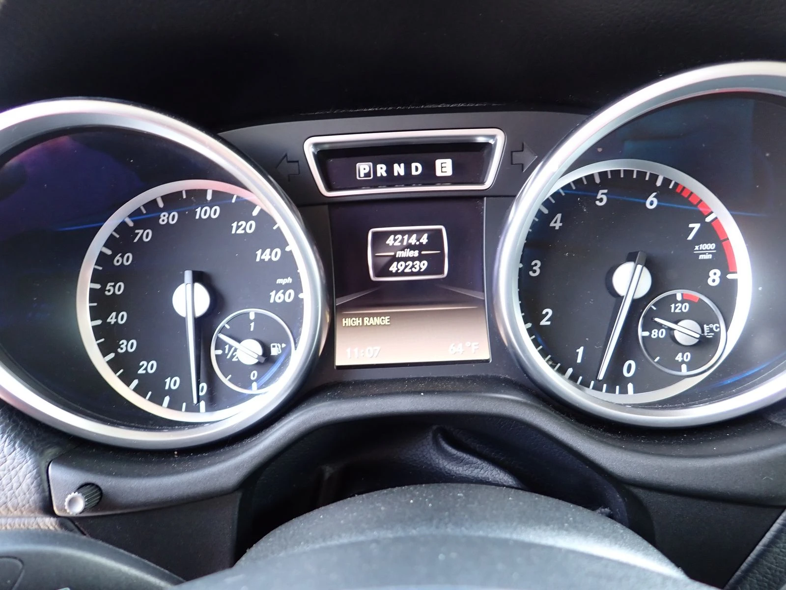 Mercedes-Benz G 55 AMG  4MATIC 4dr, снимка 11 - Автомобили и джипове - 54460313