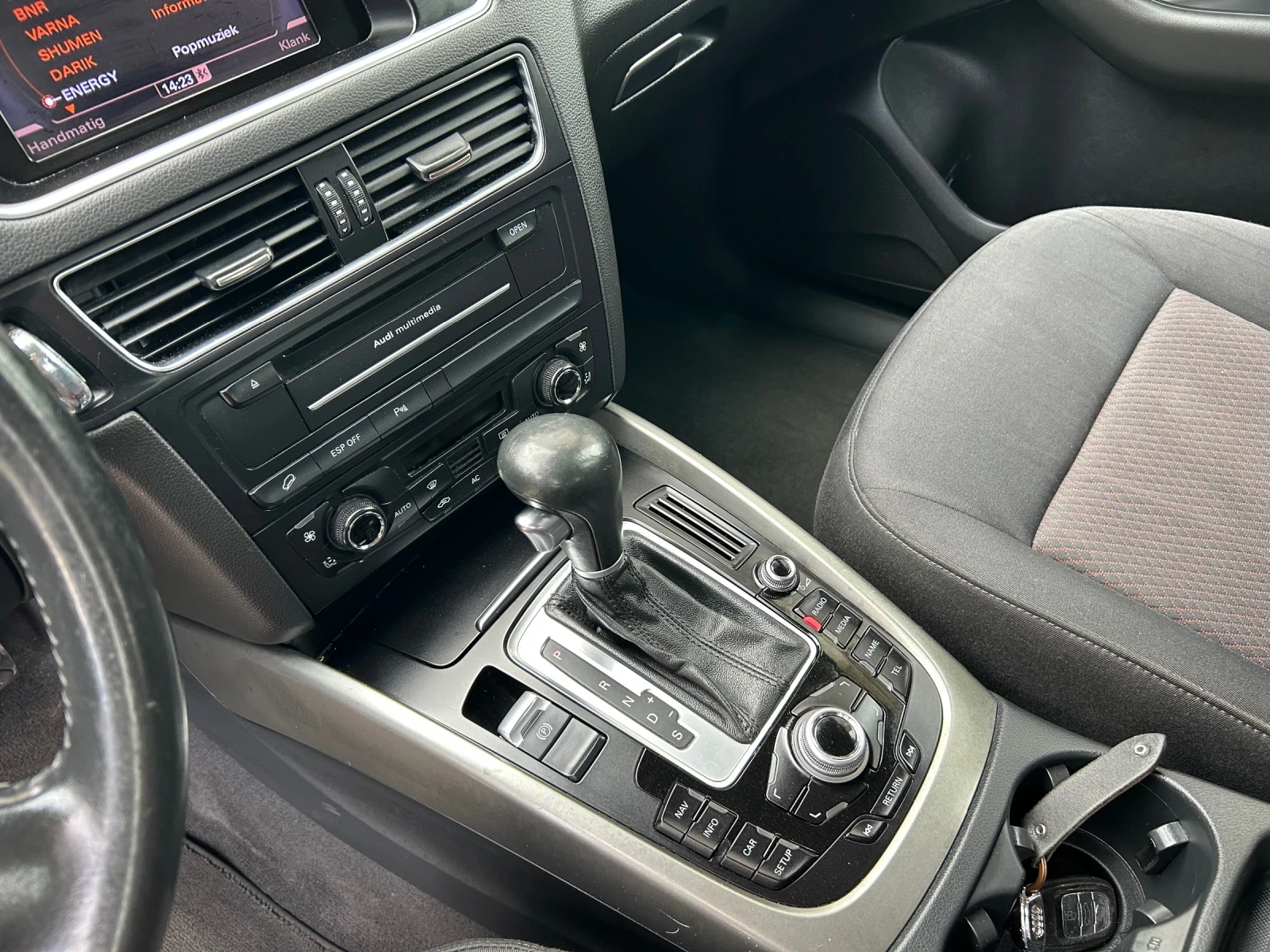 Audi Q5 2.0TFSI LED XENON , снимка 14 - Автомобили и джипове - 55191940
