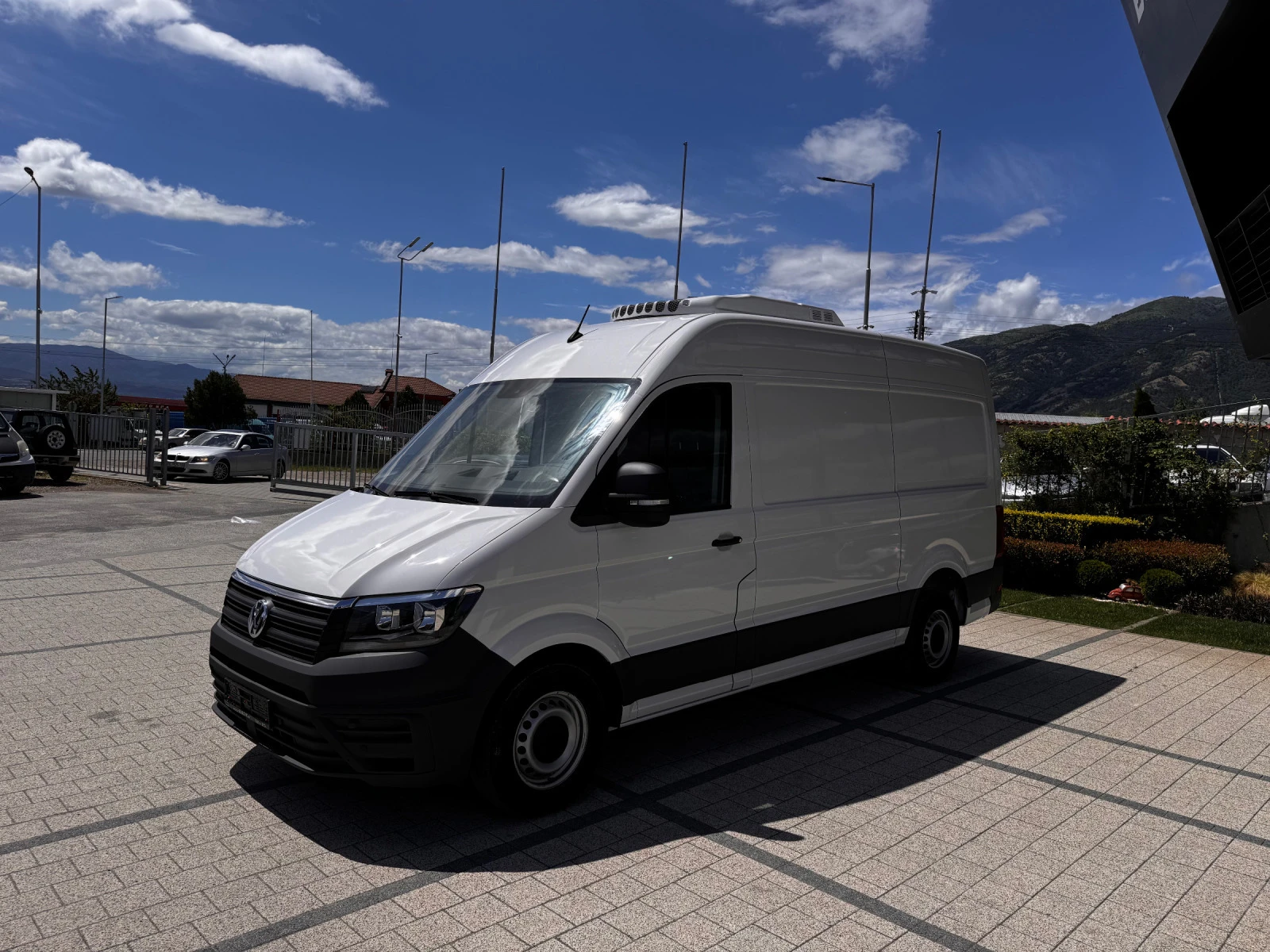 VW Crafter 2.0TDI Хладилен + Клима Euro 6 - изображение 2