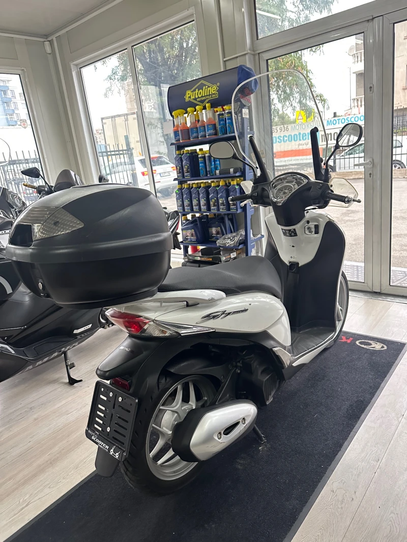 Honda Sh Mode 125i Кат.А1, снимка 6 - Мотоциклети и мототехника - 51936661