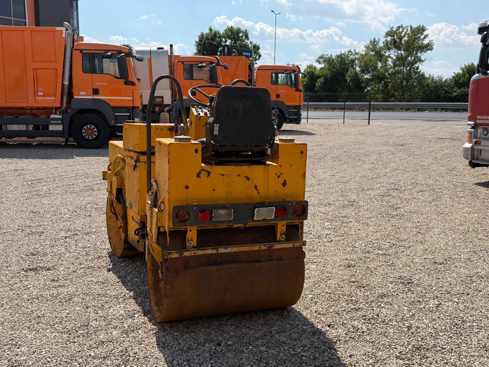 Валяк BOMAG 2600 кг. Нов внос, , , , снимка 5 - Индустриална техника - 55838967
