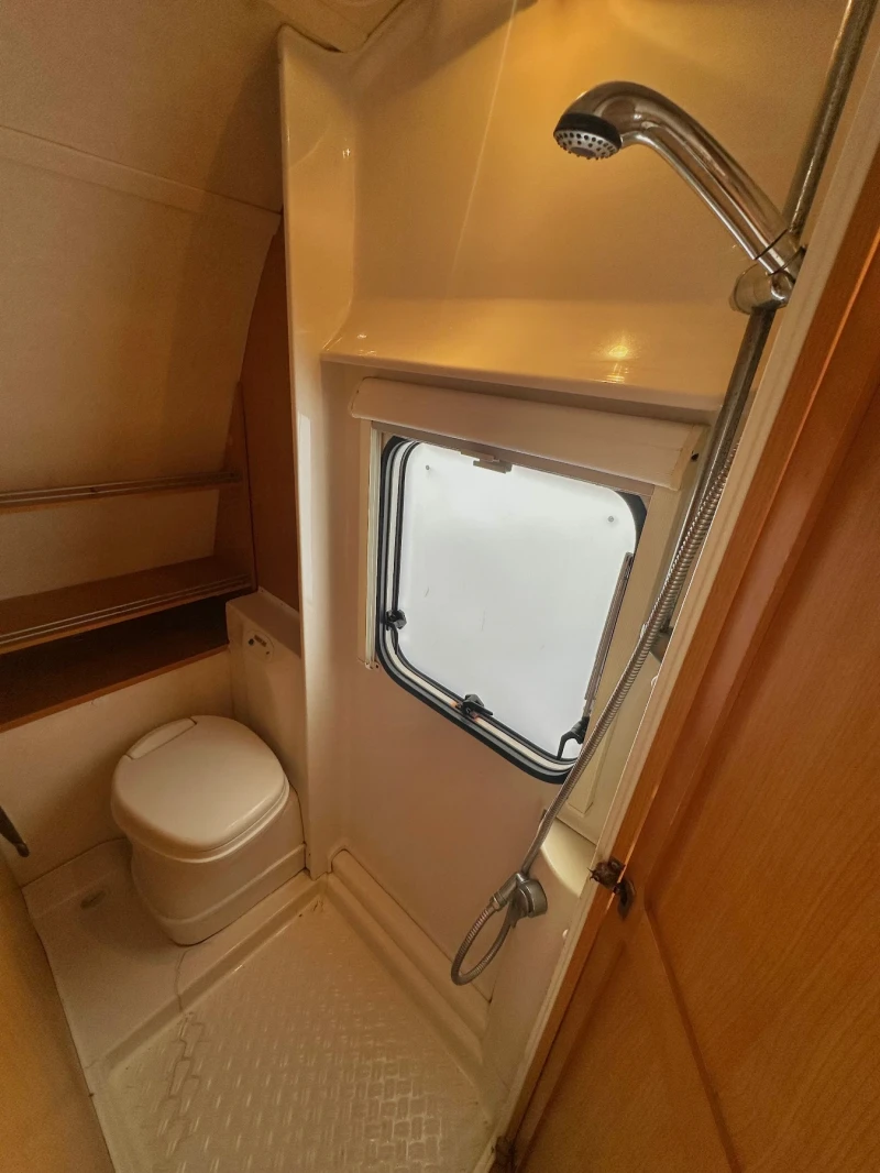 Каравана Tabbert Vivaldi XCEL / НОВ ВНОС / РЕГИСТРИРАНА / БАНЯ И WC, снимка 15 - Каравани и кемпери - 51142107