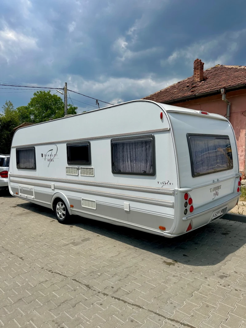 Каравана Tabbert Vivaldi XCEL / НОВ ВНОС / РЕГИСТРИРАНА / БАНЯ И WC, снимка 4 - Каравани и кемпери - 51142107