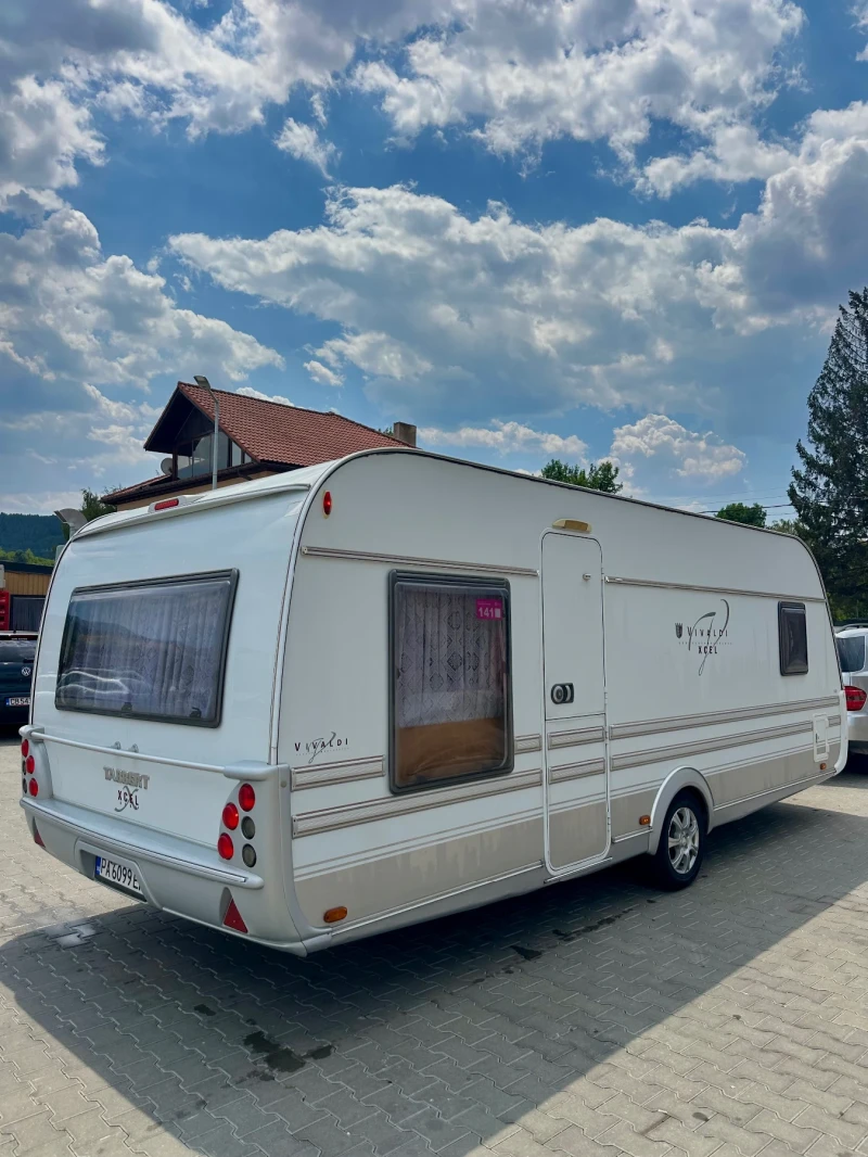 Каравана Tabbert Vivaldi XCEL / НОВ ВНОС / РЕГИСТРИРАНА / БАНЯ И WC, снимка 3 - Каравани и кемпери - 51142107