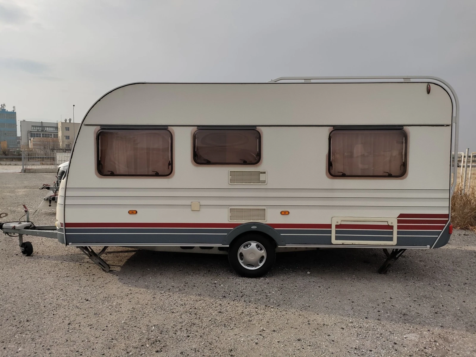 Каравана Hobby Home Car 450 Бойлер Форселт 2003 - изображение 4