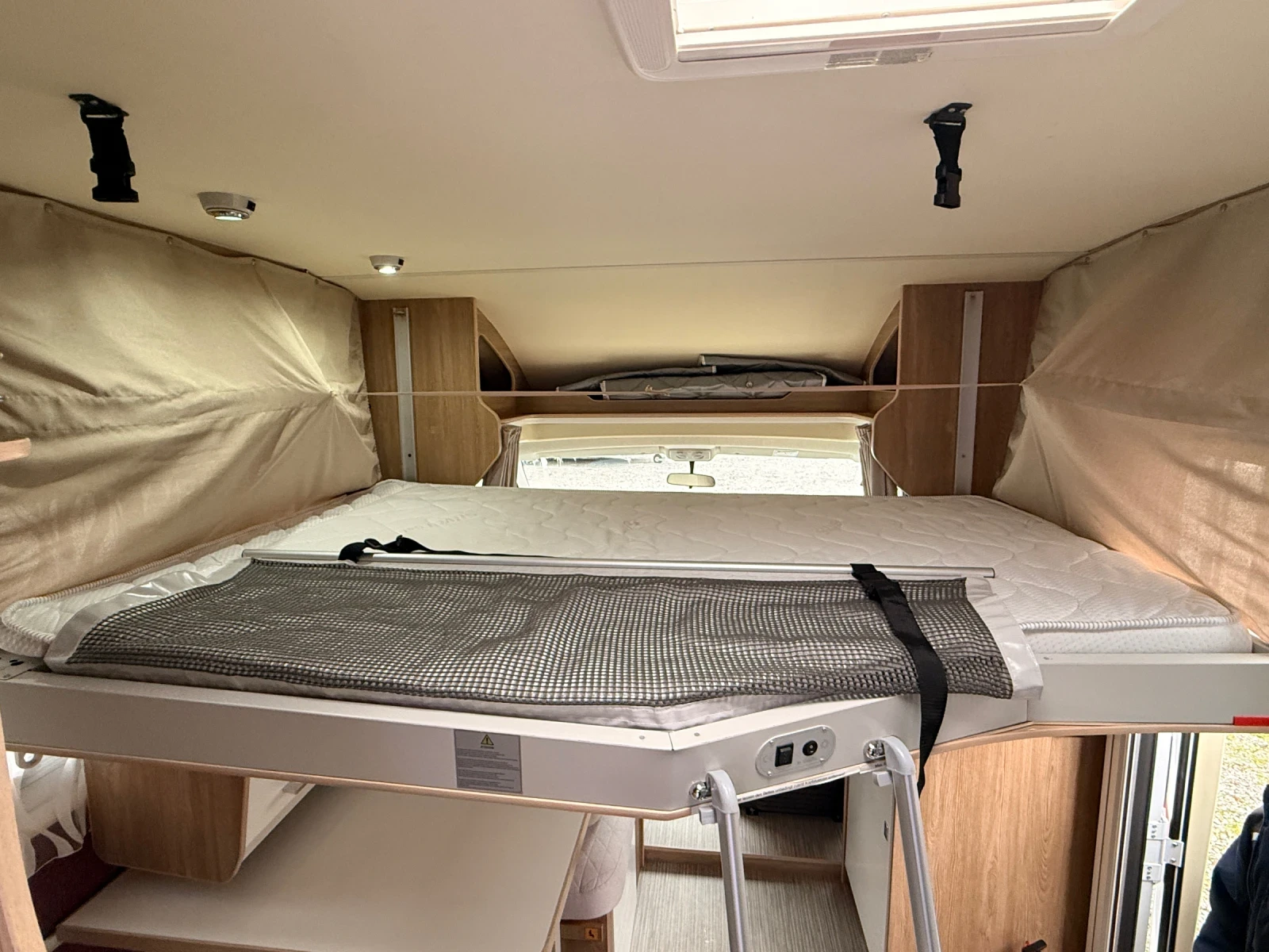 Кемпер Rimor Seal 12 plus - изображение 8