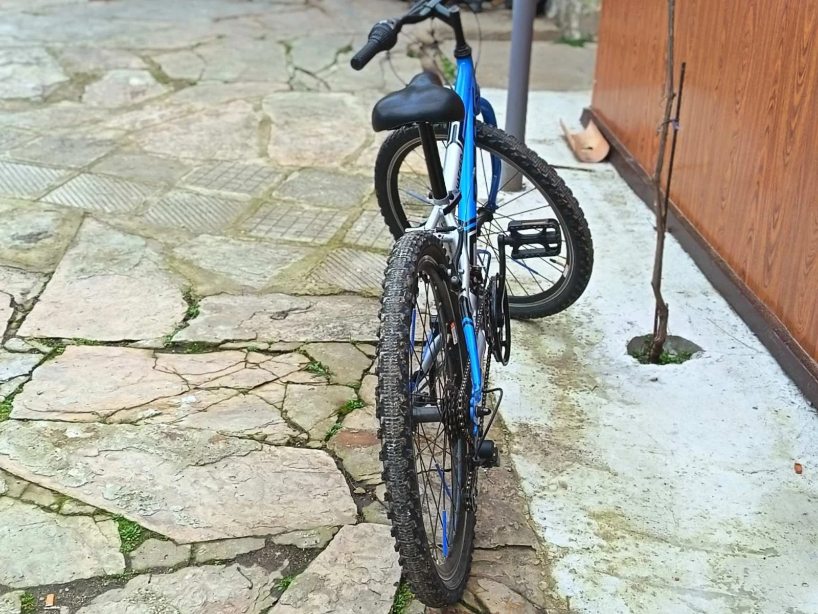 ������� Hacker | Mobile.bg � ����������� 3