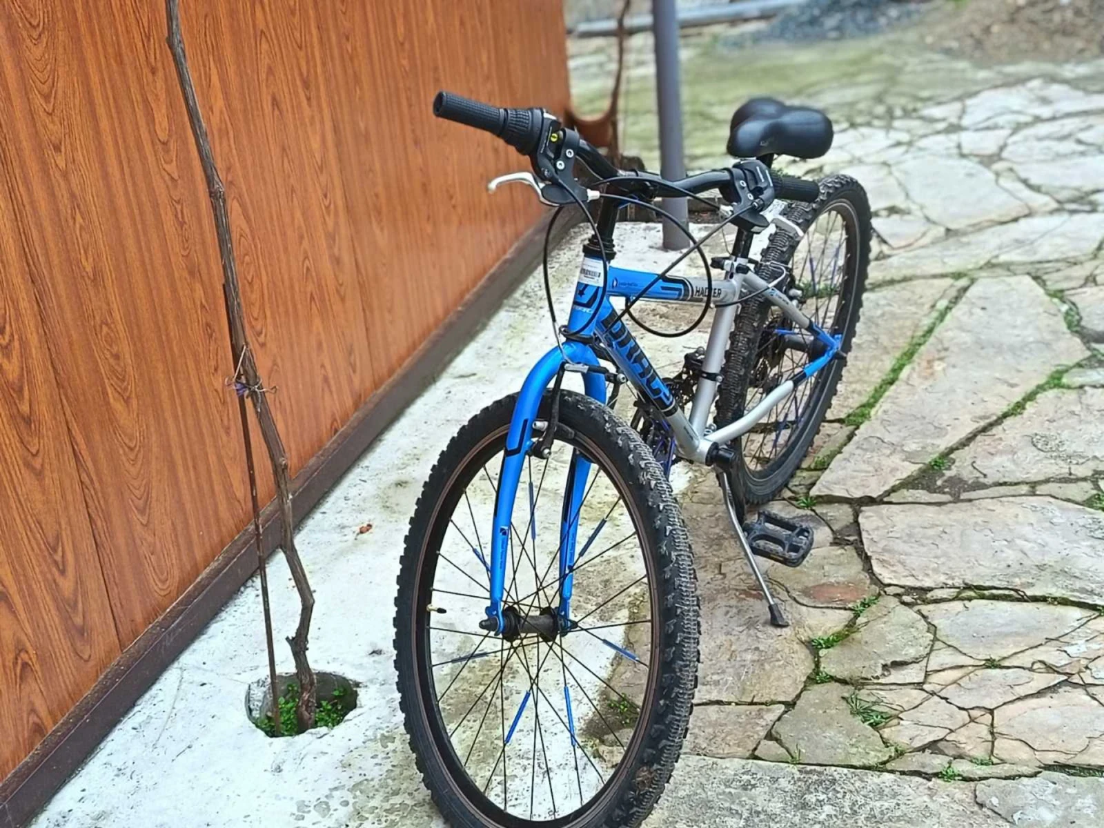 ������� Hacker | Mobile.bg � ����������� 4